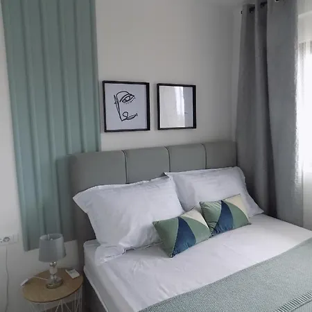 Penthouse Aurelia, Rooftop Terrace & Jacuzzi *