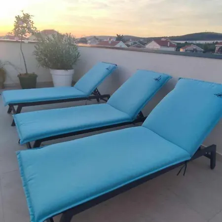 Апартаменты Penthouse Aurelia, Rooftop Terrace & Jacuzzi *