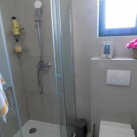 Penthouse Aurelia, Rooftop Terrace & Jacuzzi Apartamento *