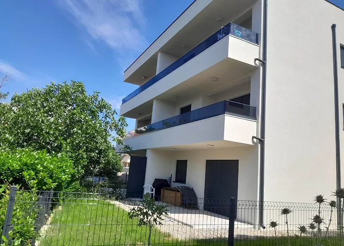 Апартаменты Penthouse Aurelia, Rooftop Terrace & Jacuzzi *